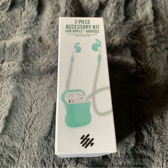 Tech Theory Airpods Accessory Kit - Picture 3 of 5